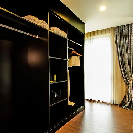 Ξενοδοχείο Hilton Garden 4*