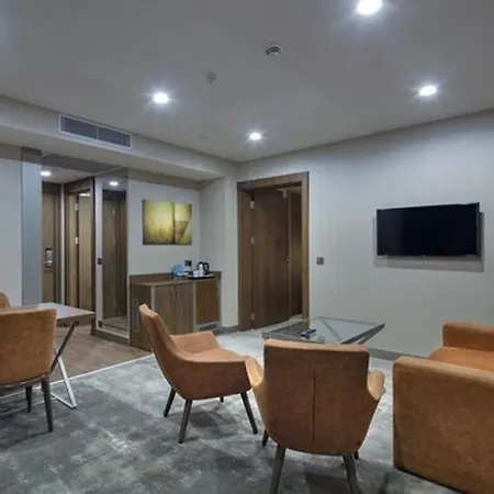 Ξενοδοχείο Hilton Garden Γιάλοβα