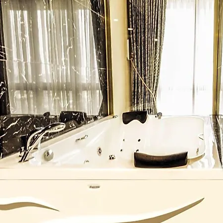 Hilton Garden 4*